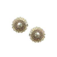 Grand Mother of Pearl and Pearly Studs