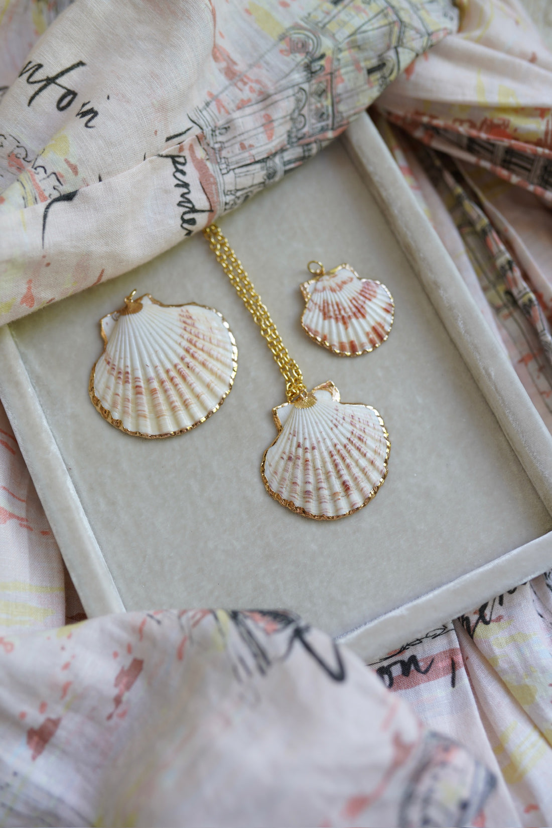Petite Shell Charm