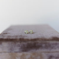 Blanc Bezel Studs