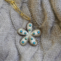 Daisy Embellished Horn Charm