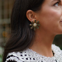 Noir Daisy Stud