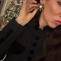 Noir Daisy Stud
