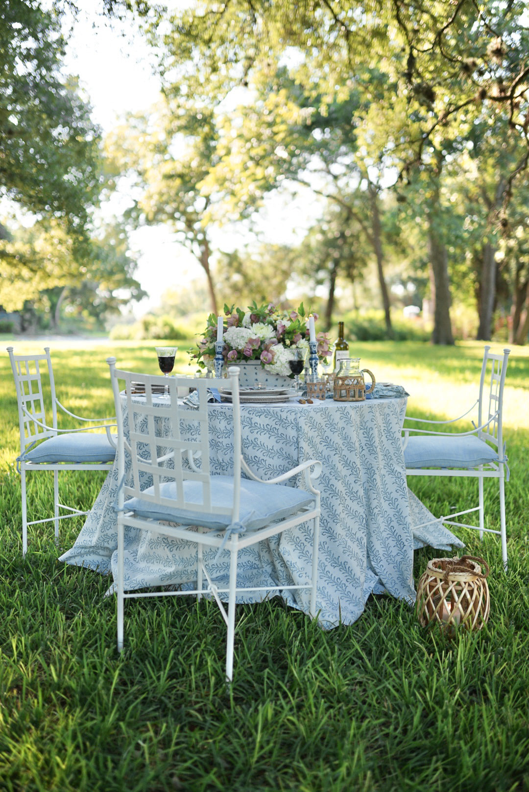 Dining Al Fresco with Serena & Lily