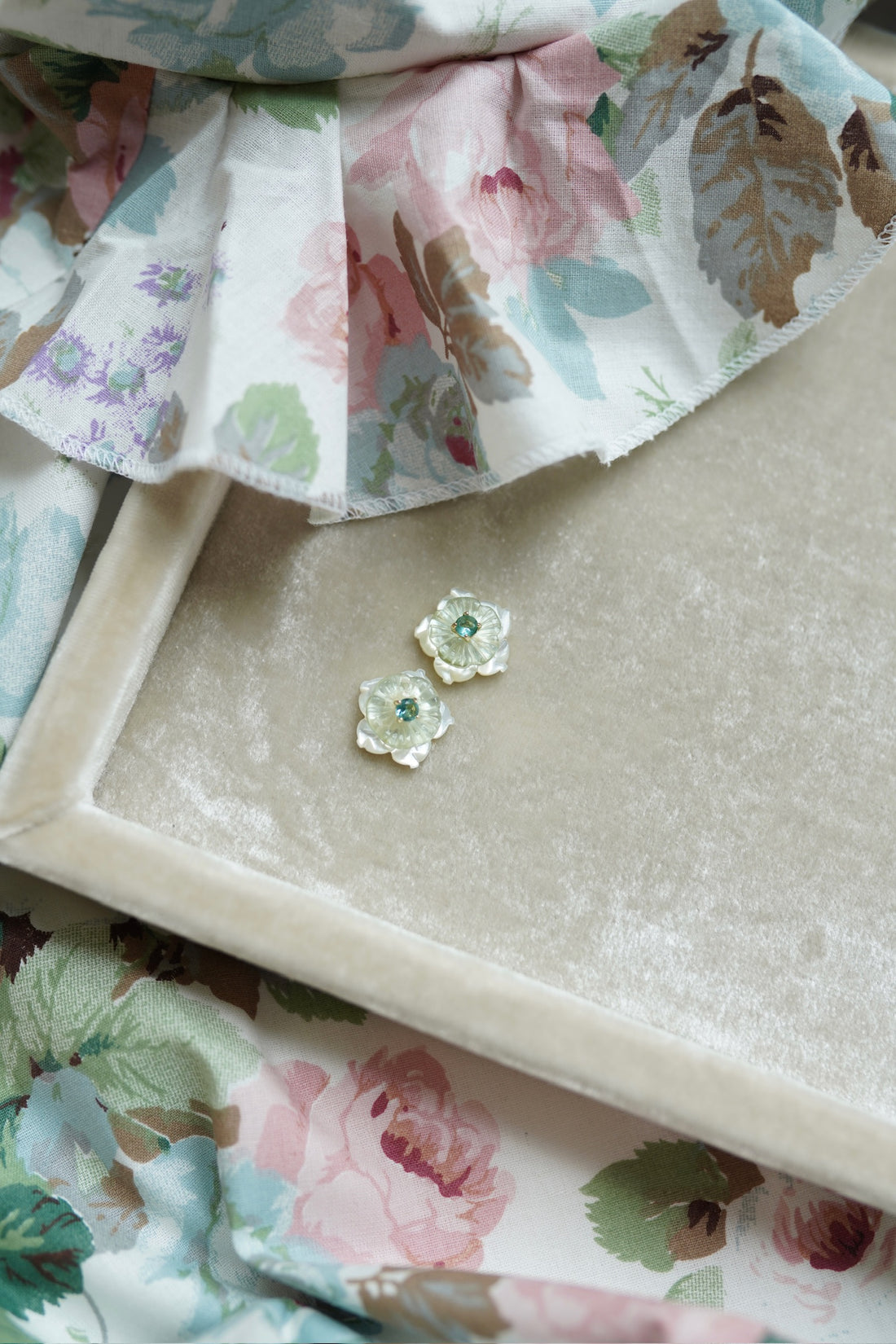Petite Mother of Pearl and Thyme Blossom Studs