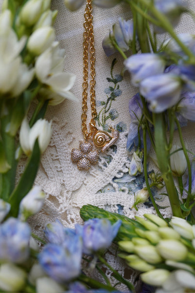 Embellished Blanc Clover Charm