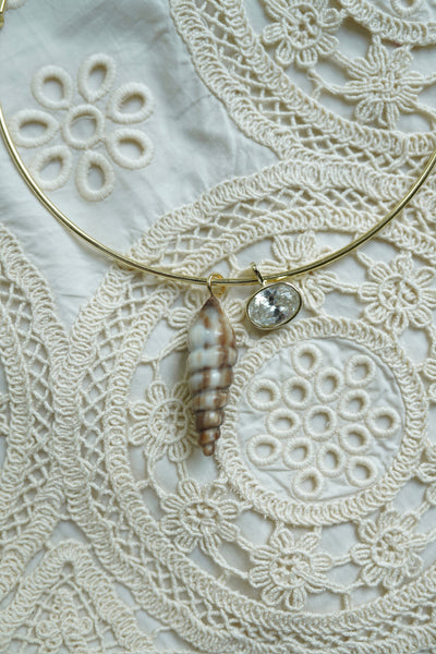 Grand Embellished Spotted Sea Snail Shell Charm