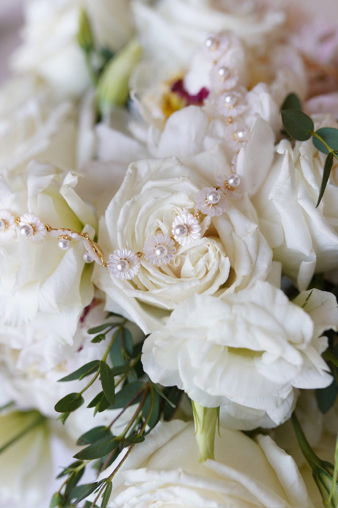 Mother of Pearl Wildflower Necklace