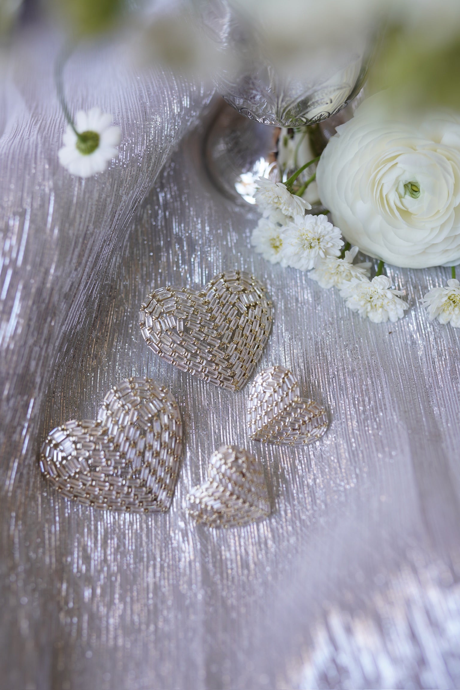 Petite Cœur Studs