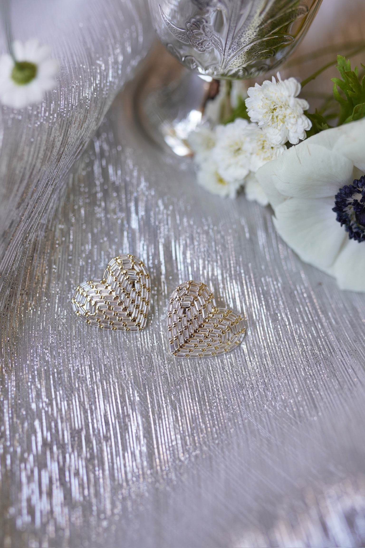 Petite Cœur Studs