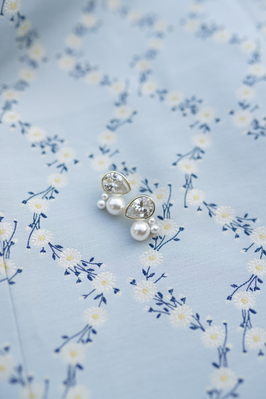 Embellished & Pearly Bubble Stud