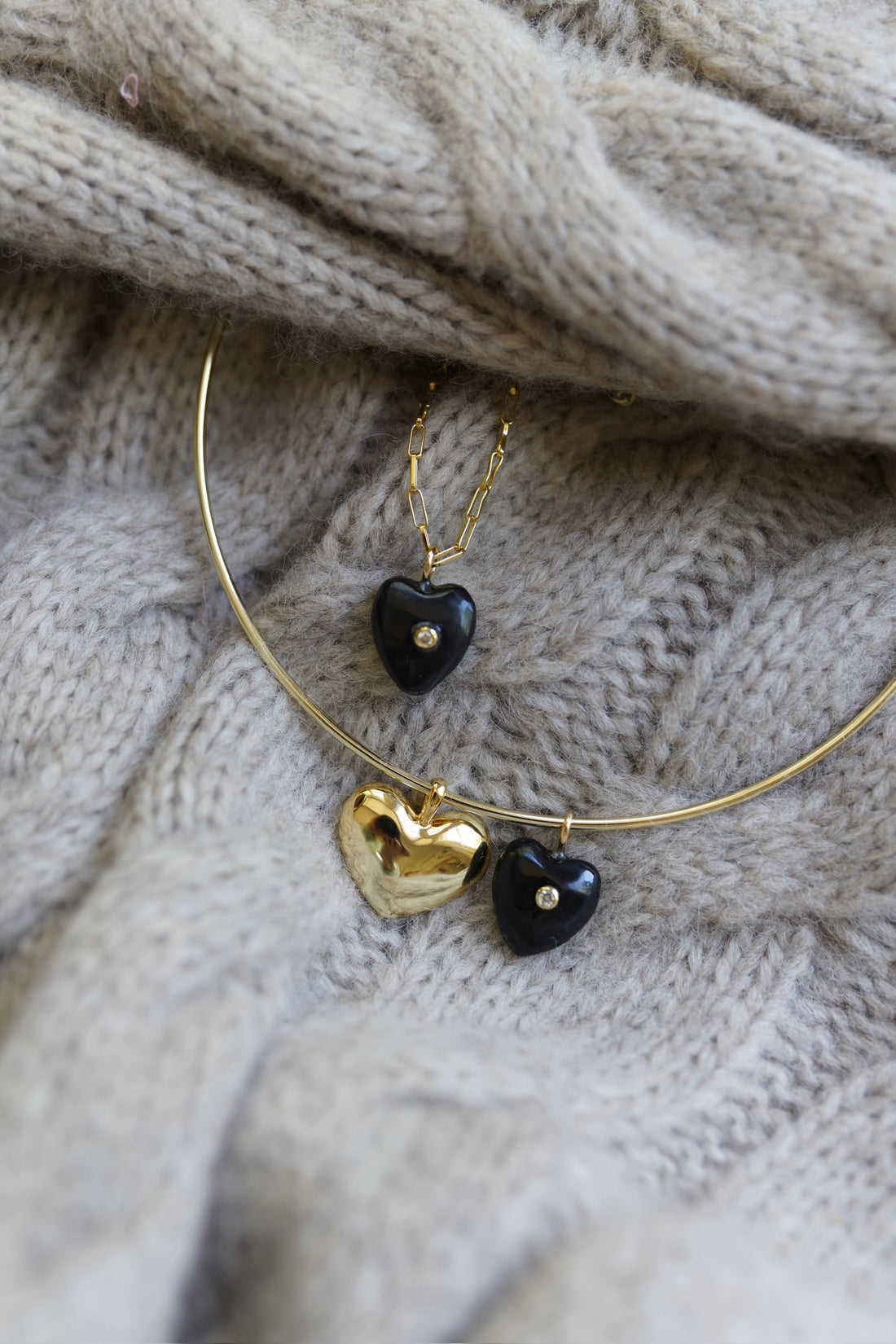 Mini Heart Embellished Dark Horn Charm