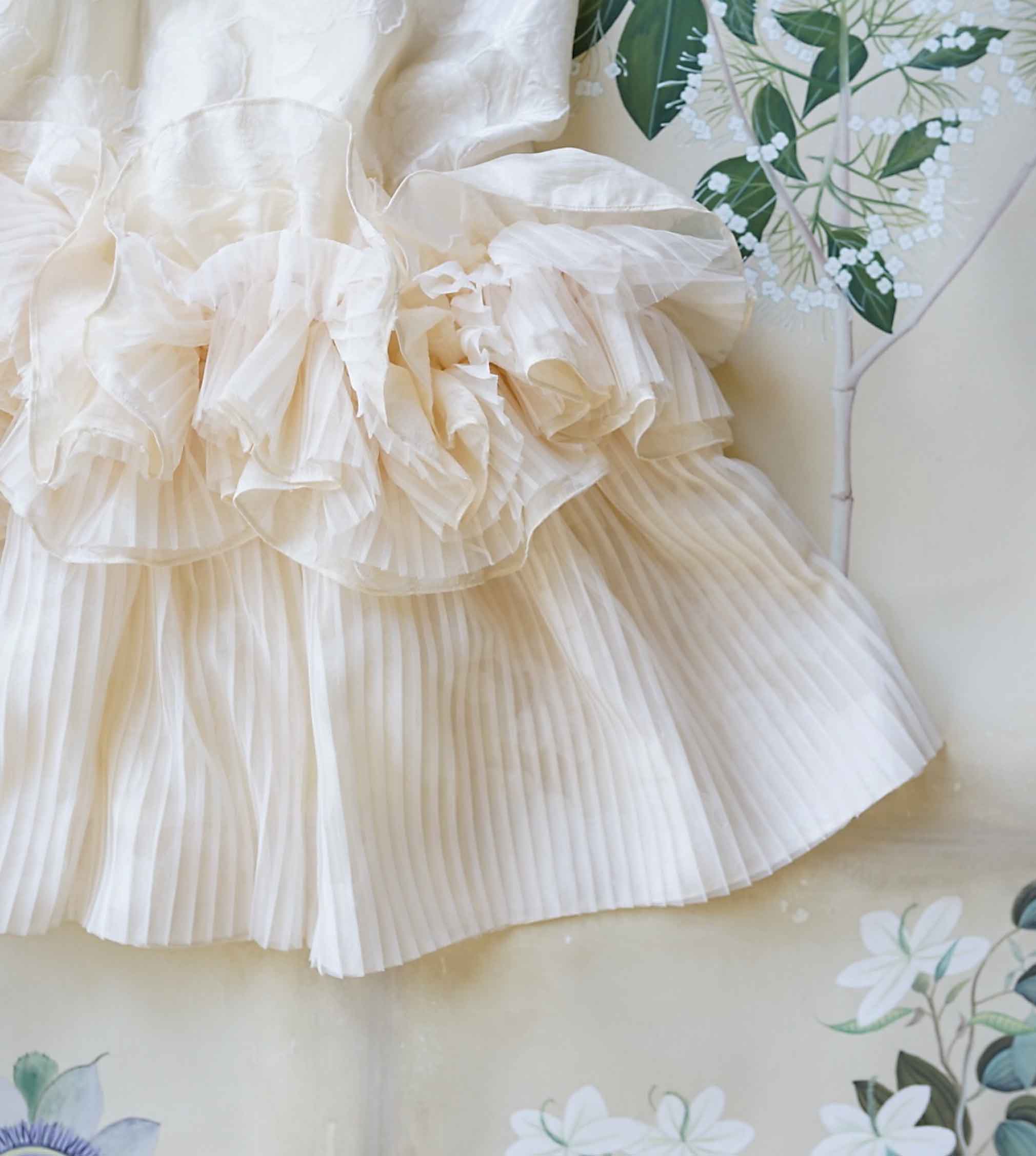 Nicola Bathie The Edits Background