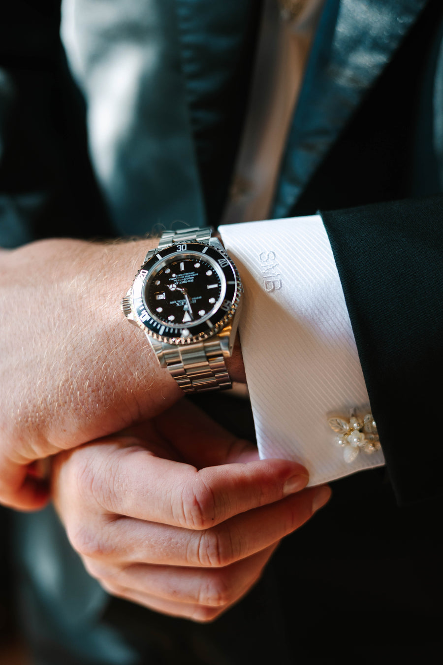 Alexander Mother of Pearl Flower Studs + Cufflinks Set