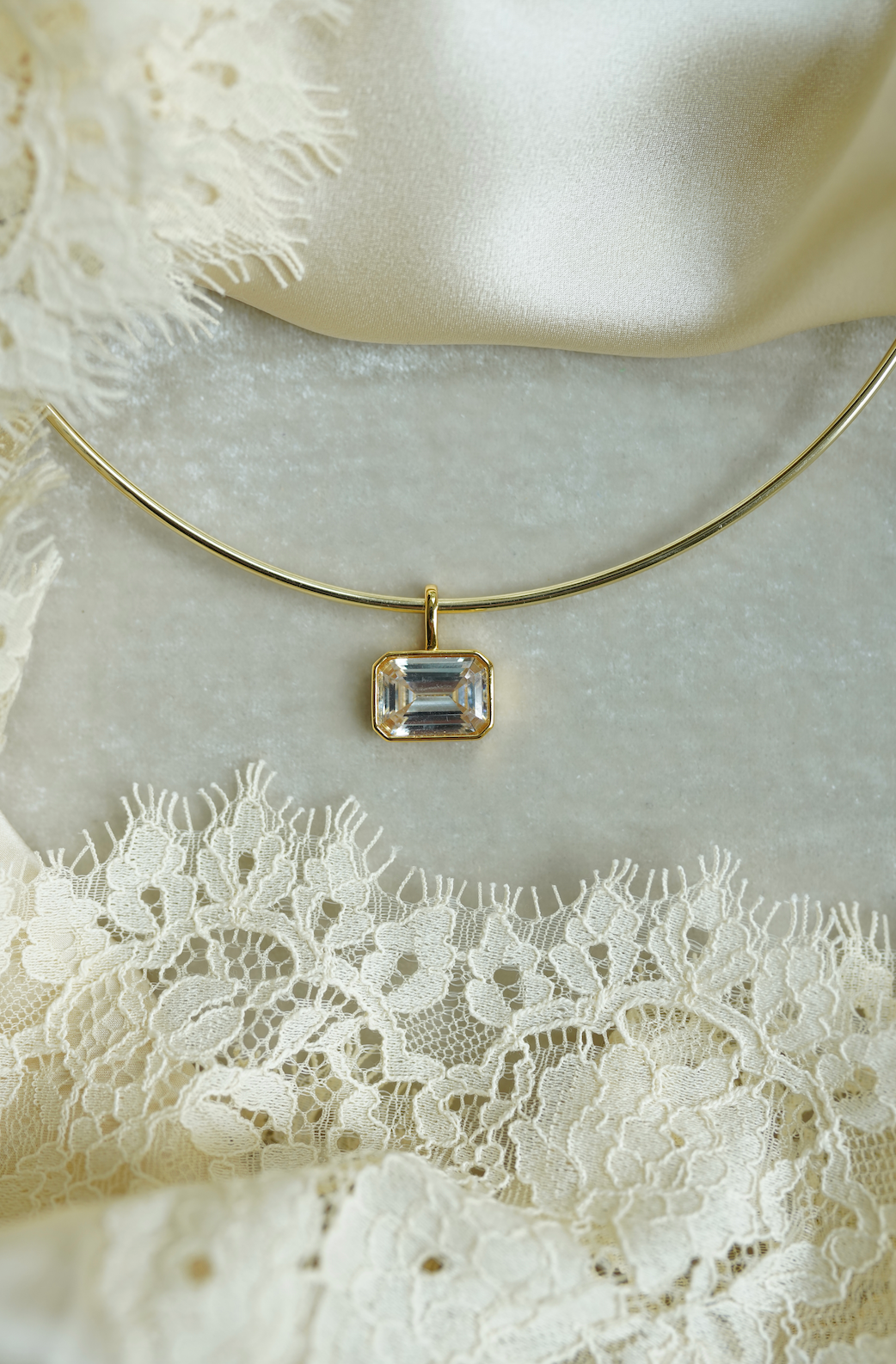 Bezel Beatrice Charm